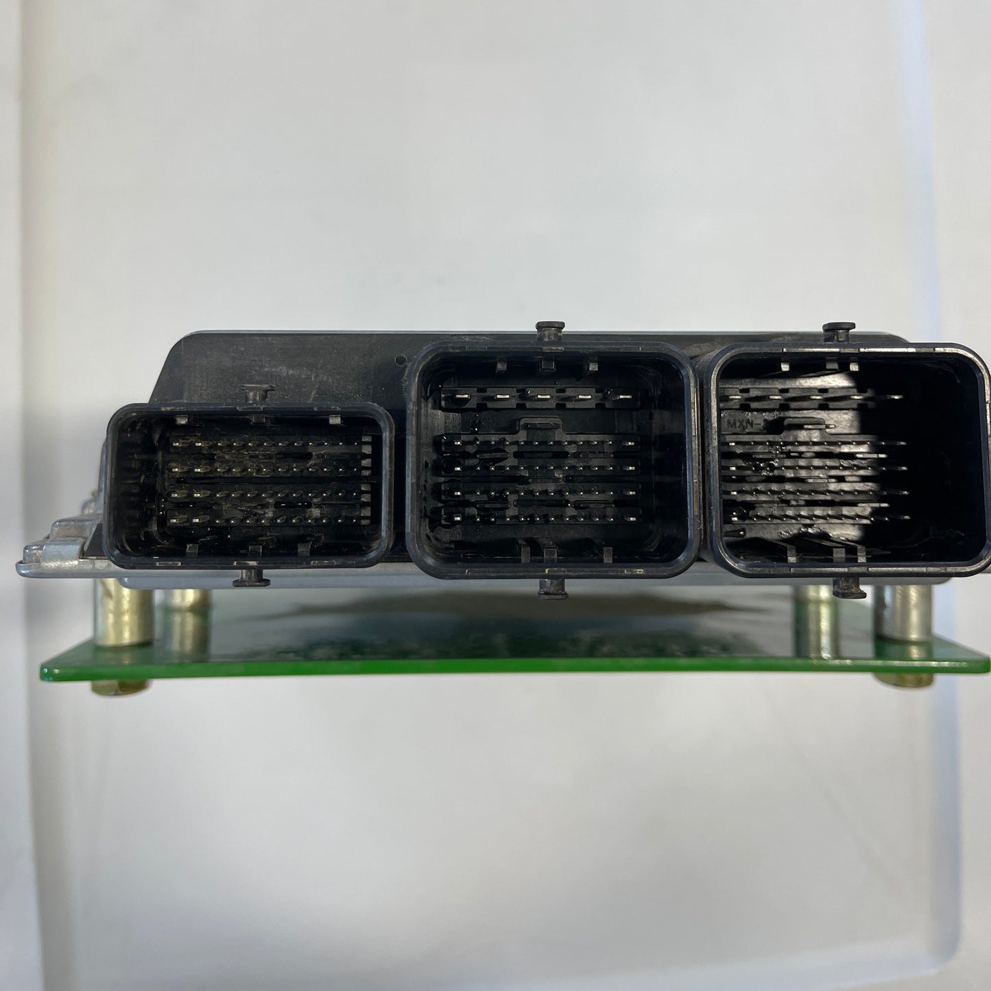 Close-up of John Deere AA77062 controller – replaces AA74745
